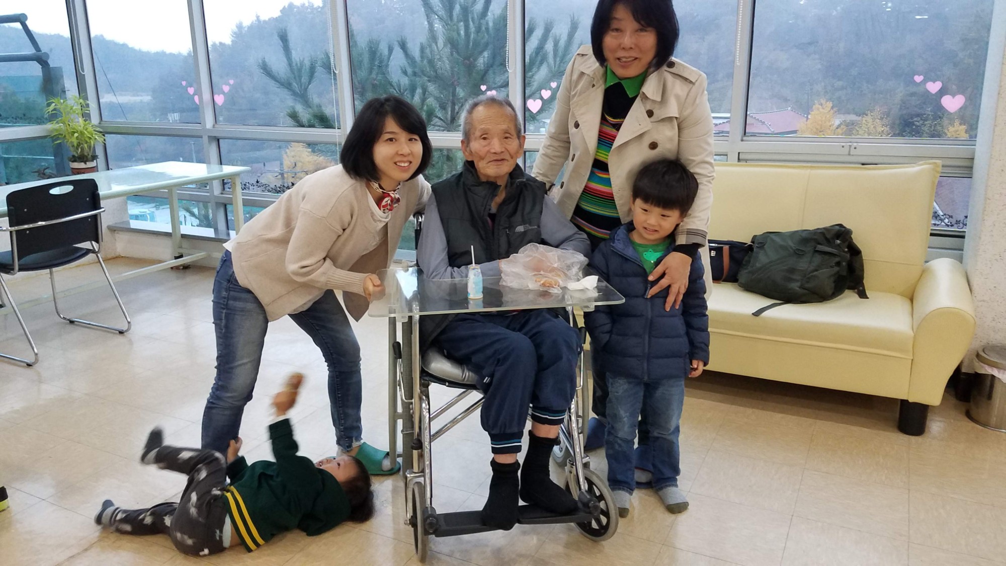 손주들과 아빠보러..