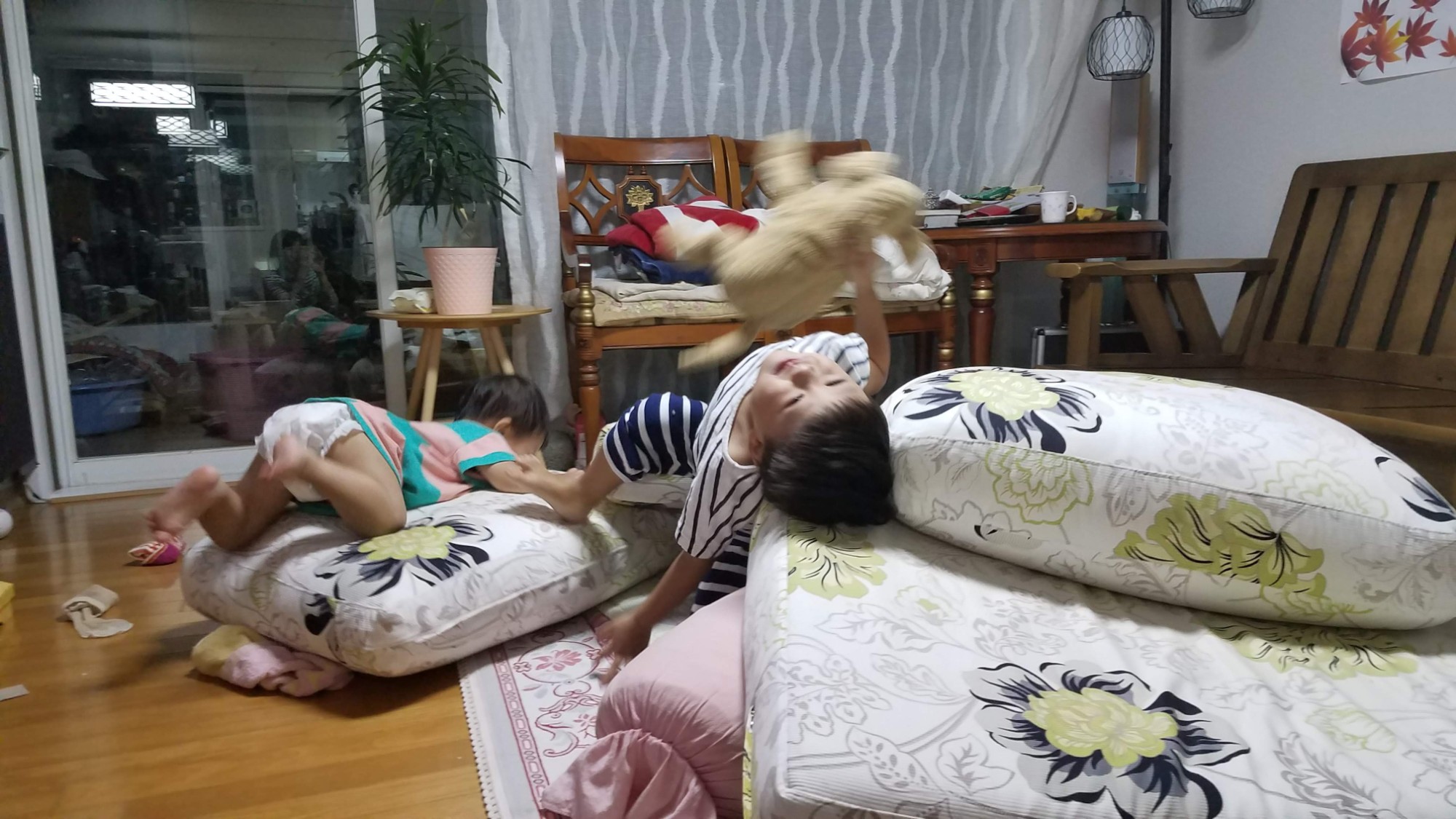 우리손주들은 얌전하다우..1